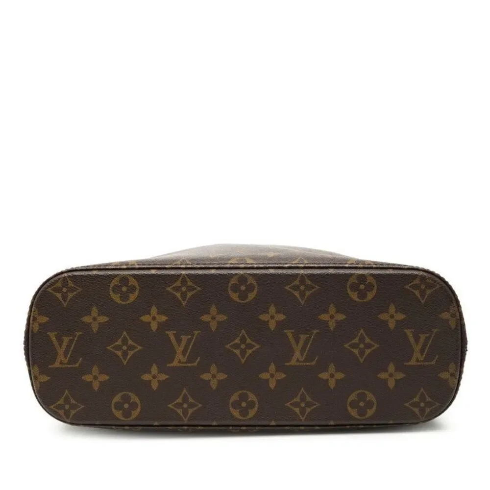 Louis Vuitton delivery duty